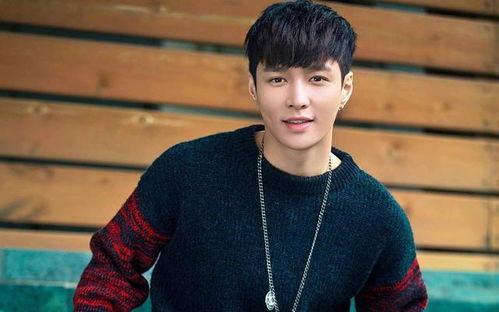 娱乐圈张艺兴吃瓜